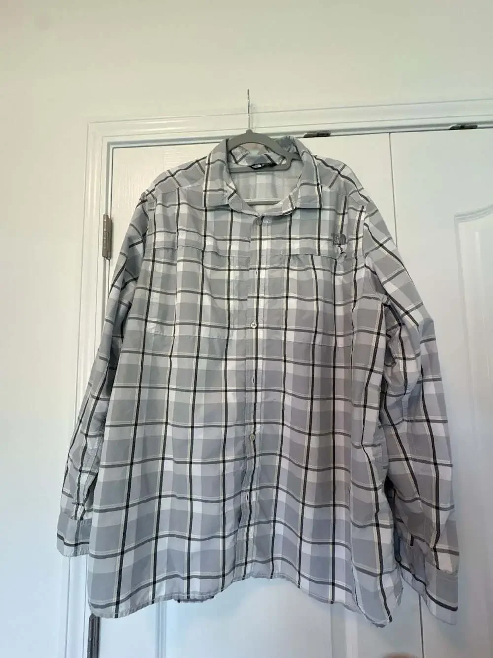 The North Face Men's Long Sleeve Plaid Button-Down Hiking Shirt